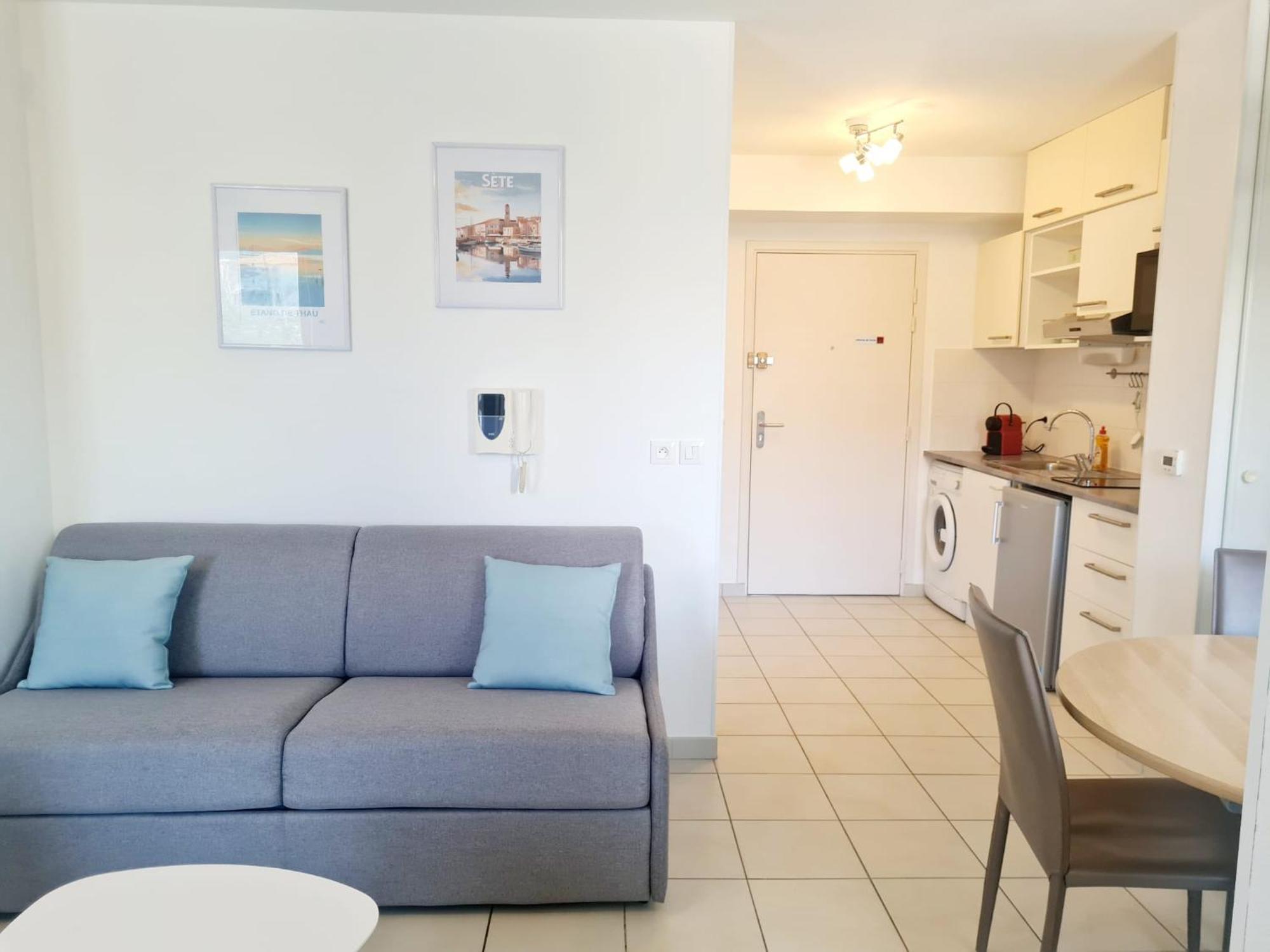 Studio A La Mer Avec Piscine Sete Luaran gambar