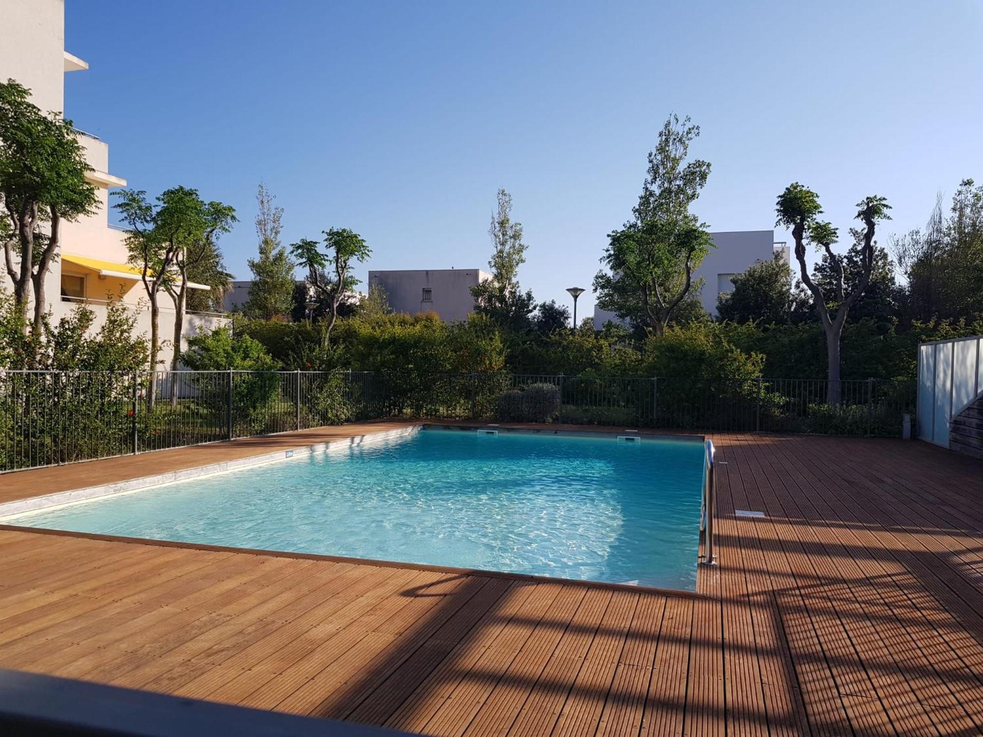 Studio A La Mer Avec Piscine Sete Luaran gambar